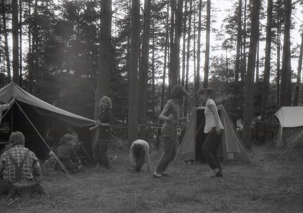 Plik:1988 Obóz Uroczysko. J.Gant. Szarotka 166 fot. J.Kaszuba.jpg