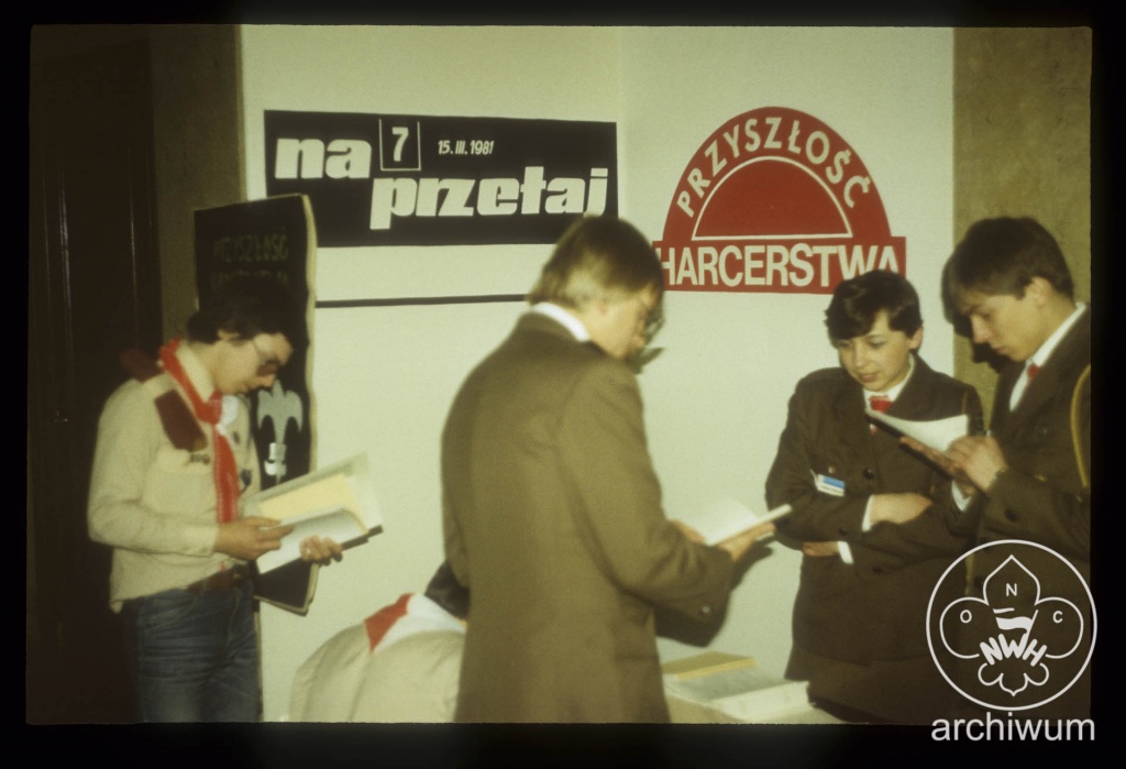 Plik:1981-03-15-18 Warszawa VII Zjazd ZHP 035.jpg