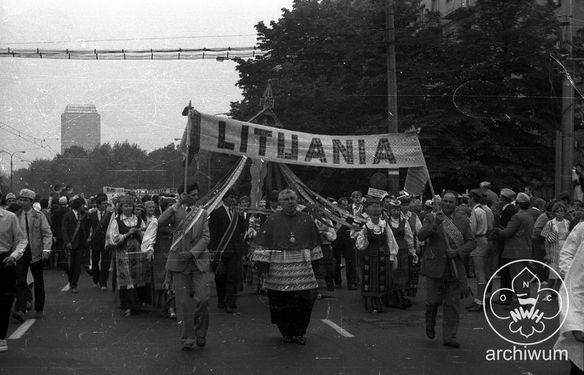 1987-06 Warszawa Biala Sluzba 16.jpg