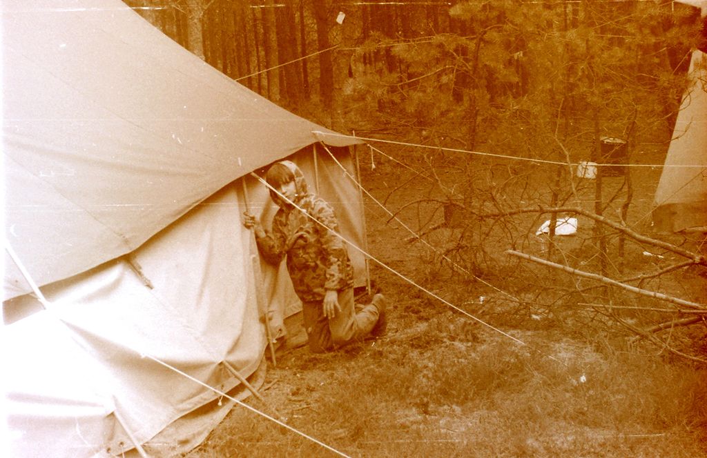 Plik:1982 Obóz Puszcza. Szarotka181 fot. J.Kaszuba.jpg
