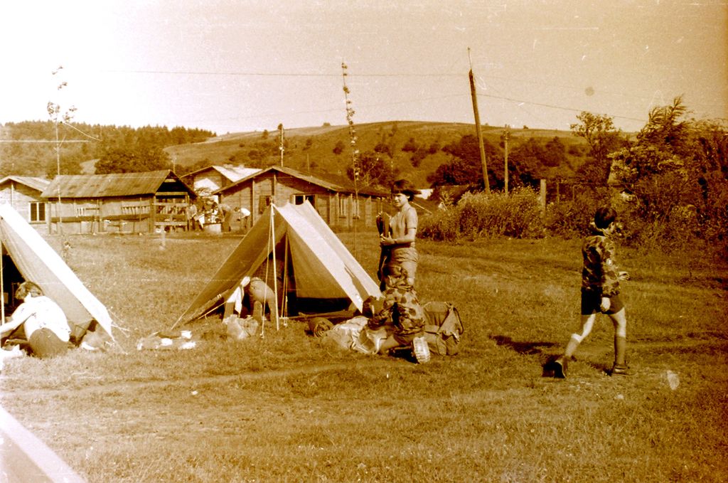 Plik:1980 Obóz Beskid. Szarotka054 fot. J.Kaszuba.jpg