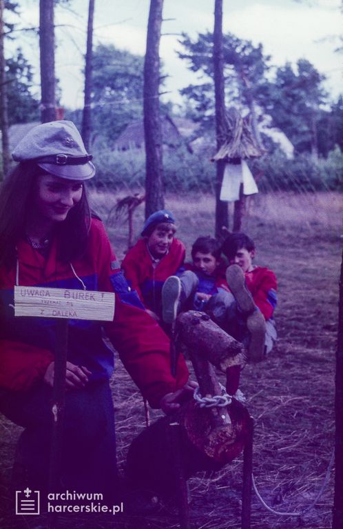 Plik:1984-07 08 Wycinki Duże Szarotka obóz stały Bór fot.J.Kaszuba 028.jpg