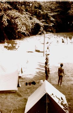 1966-69 Obóz wędrowny Wyspa Wolin, Szczecin. Watra 089 fot. Z.Żochowski.jpg