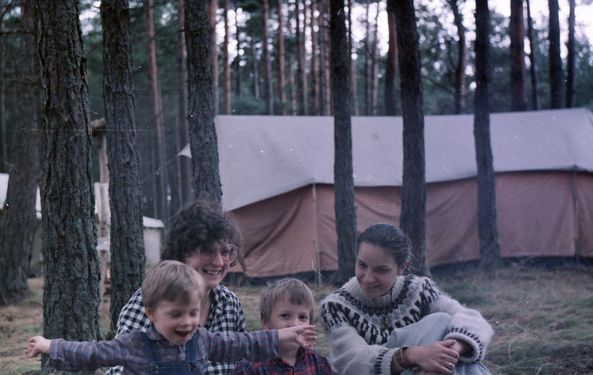 1991 Obóz Avalon. Jez. Czyste. Szarotka 213 fot. J.Kaszuba.jpg