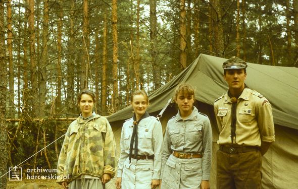 1990-07 Obóz Hufca Szarotka. Peplin 008 fot. J.Kaszuba.jpg