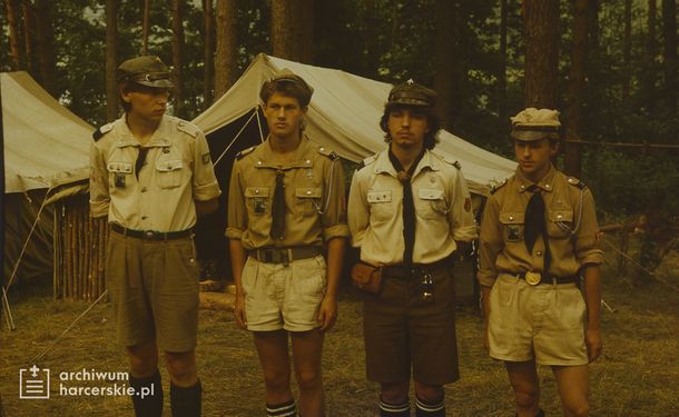 1988-07 Obóz Uroczysko. jez. Gant. Mazury. Szarotka026 fot. J.Kaszuba.jpg