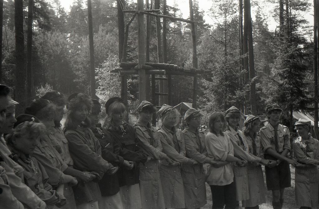 Plik:1988 Obóz Uroczysko. J.Gant. Szarotka 301 fot. J.Kaszuba.jpg