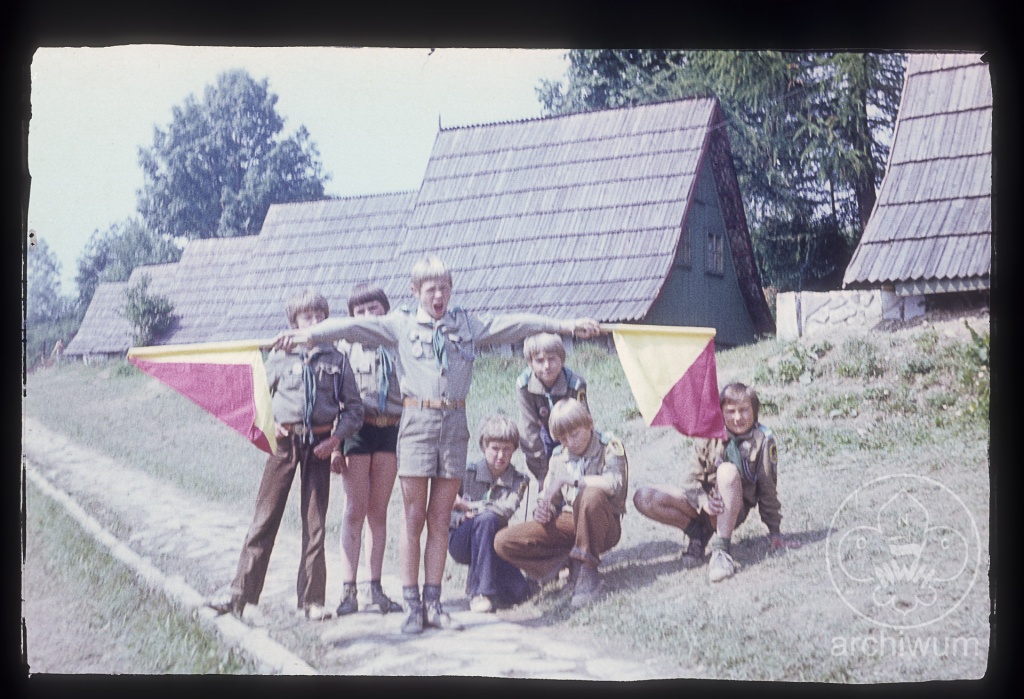 Plik:1978-07 Poreba Wlk Gorce oboz IV Szczep 017 fot. J.Bogacz.jpg