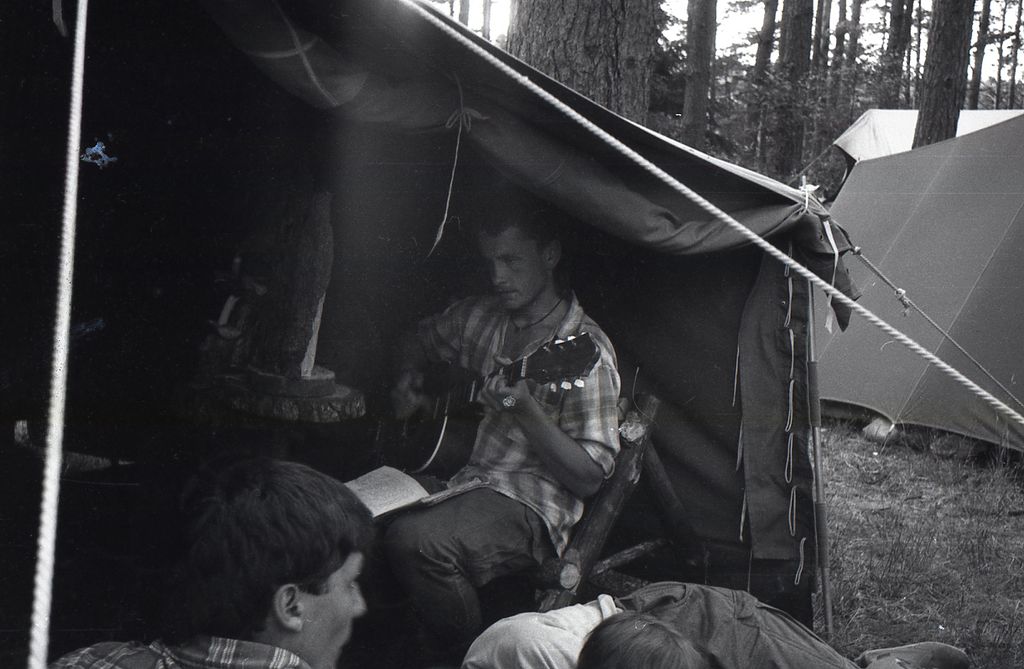 Plik:1988 Obóz Uroczysko. J.Gant. Szarotka 173 fot. J.Kaszuba.jpg