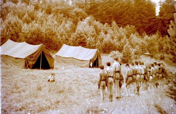 1957-58 Obóz stały w Bieszczadach. Watra 029 fot. Z.Żochowski.jpg
