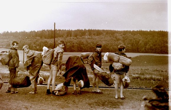 1968 Radunia. Spływ pontonowy. Watra 018 fot. Z.Żochowski.jpg