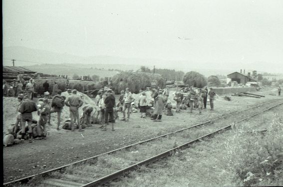 1957-58 Obóz stały w Bieszczadach. Watra 173 fot. Z.Żochowski.jpg