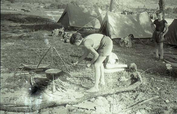 1956-60 Obóz wędrowny. Bieszczady. 2 GDH Watra 053 fot. Z.Żochowski.jpg