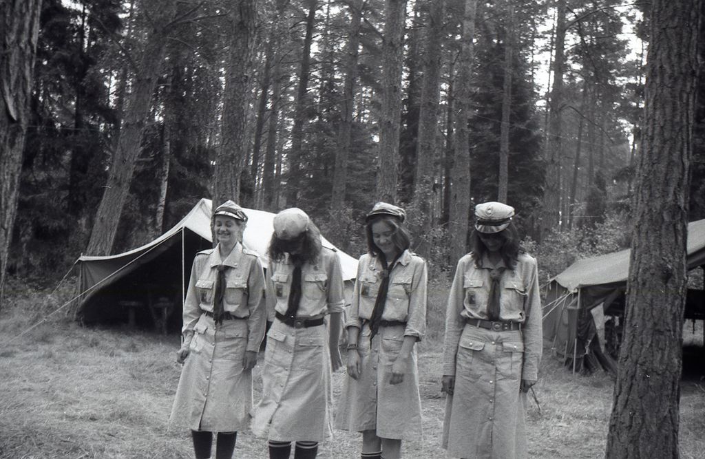 Plik:1988 Obóz Uroczysko. J.Gant. Szarotka 179 fot. J.Kaszuba.jpg