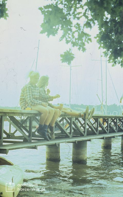 Plik:1989-08 Spływ kajakowy. Wda. Szarotka 014 fot. J.Kaszuba.jpg