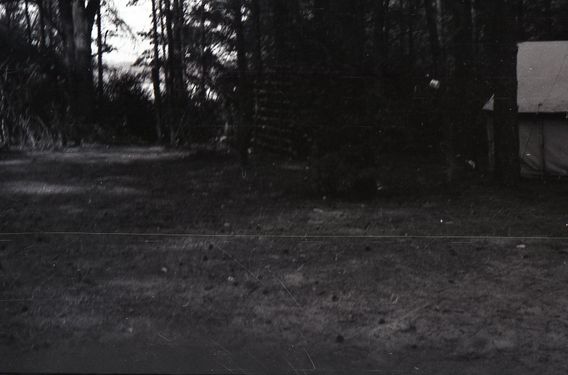 1985-07 08 Jez.Białe k. Machar Szarotka obóz stały Buchtowisko 201 fot. J.Kaszuba.jpg