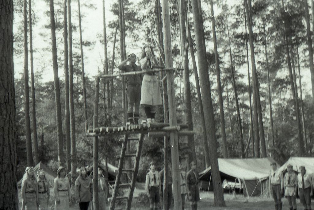 Plik:1988 Obóz Uroczysko. J.Gant. Szarotka 353 fot. J.Kaszuba.jpg
