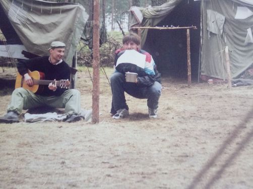 2001 Trzebuń. Obóz stały 95 GDH. Szarotka016 fot. P. i J. Ojowscy.jpg