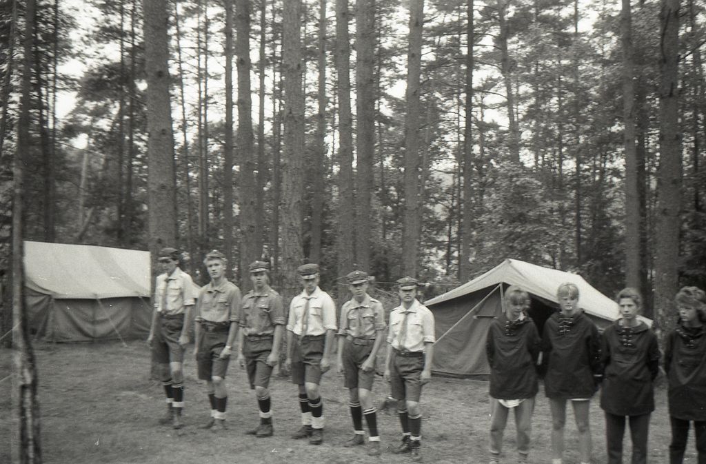 Plik:1988 Obóz Uroczysko. J.Gant. Szarotka 168 fot. J.Kaszuba.jpg