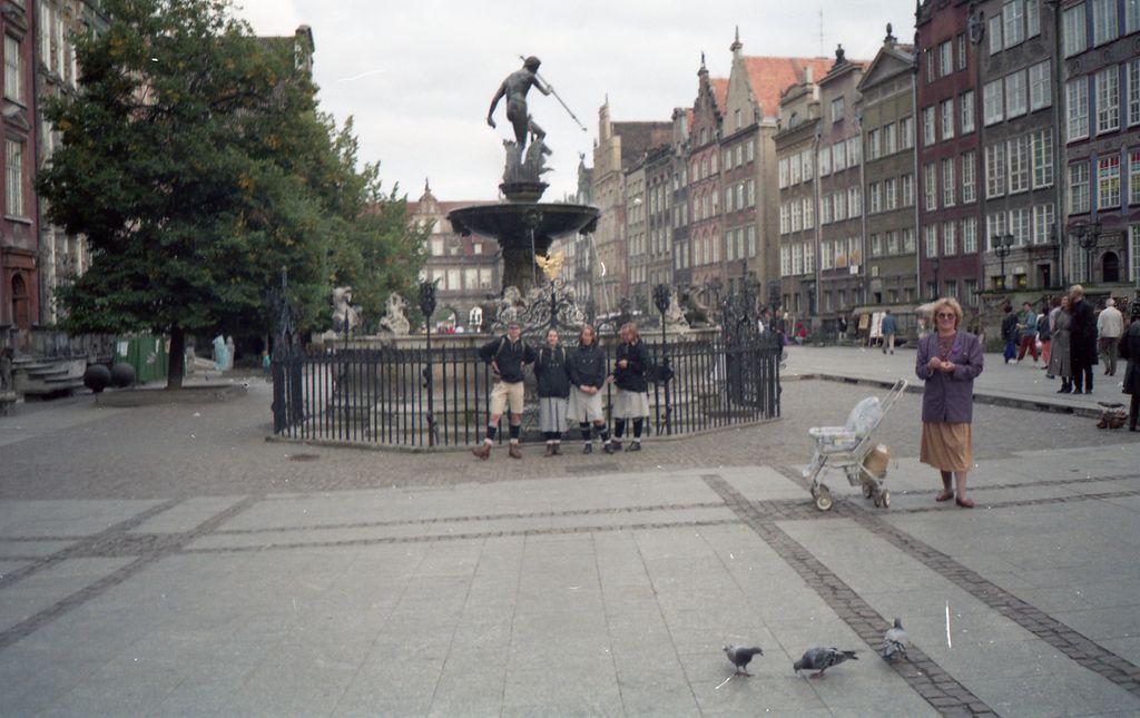 Plik:1991 18.09 Odsłonięcie tablicy Czarnego. Gdańsk. Szarotka005 fot. J.Kaszuba.jpg